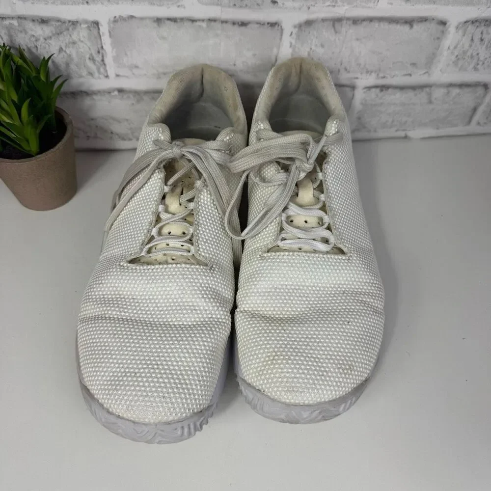 NOBULL Training Sneakers White Size Mens 12 Womens 13.5